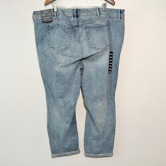 Torrid Boyfriend Straight Blue Jeans No Way Jose Distressing Plus Size 28 - New - Picture 7 of 11
